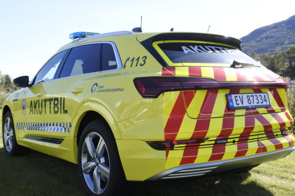 Komplett akuttbil til ambulansetjenesten